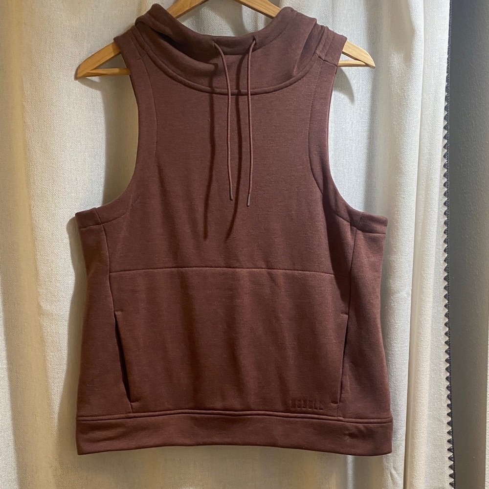 NOBULL NWOT Sleeveless Chocolate Hoodie